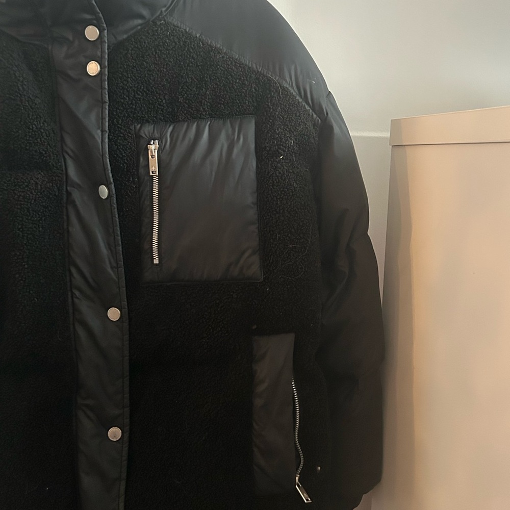 Moose Knuckles Sherpa Elmira puffer - Picture 8 of 10